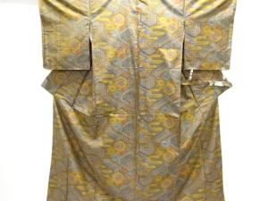 ヱ霞に花亀甲模様織り出し本場泥大島紬着物